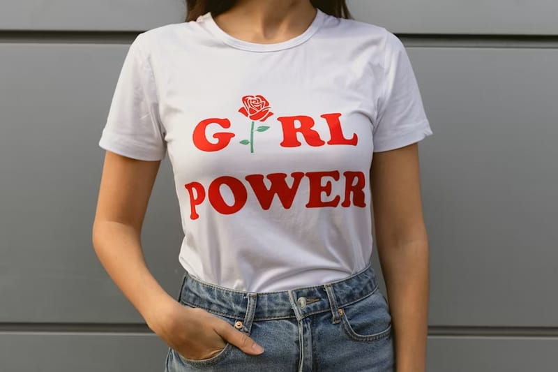 T-shirts féminins Mosrara